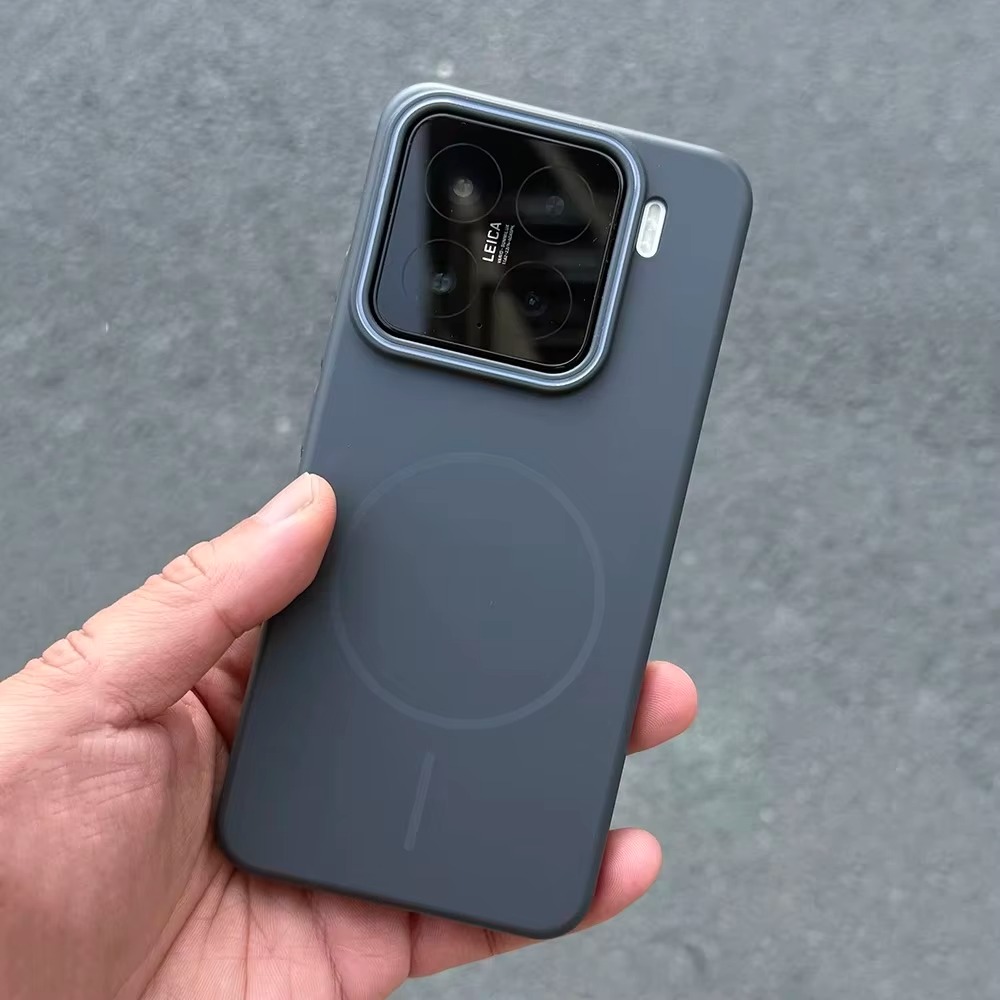 Matowe, twarde etui z poliwęgl – Matte Hard Pc Back Case recenzja i cena