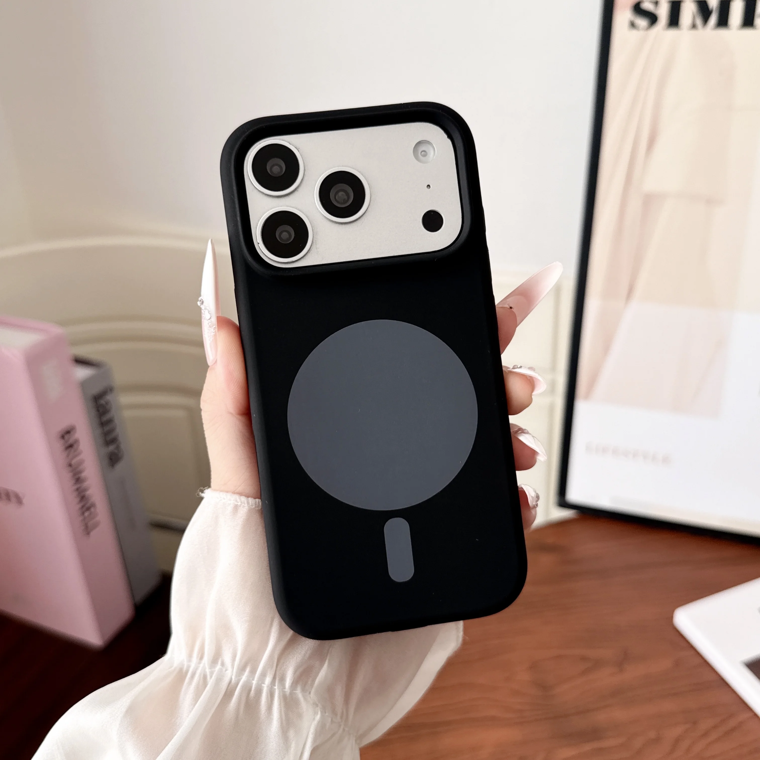 Stylowe, magnetyczne etui na t – Liquid Silicone Magnetic Phone Case recenzja i cena